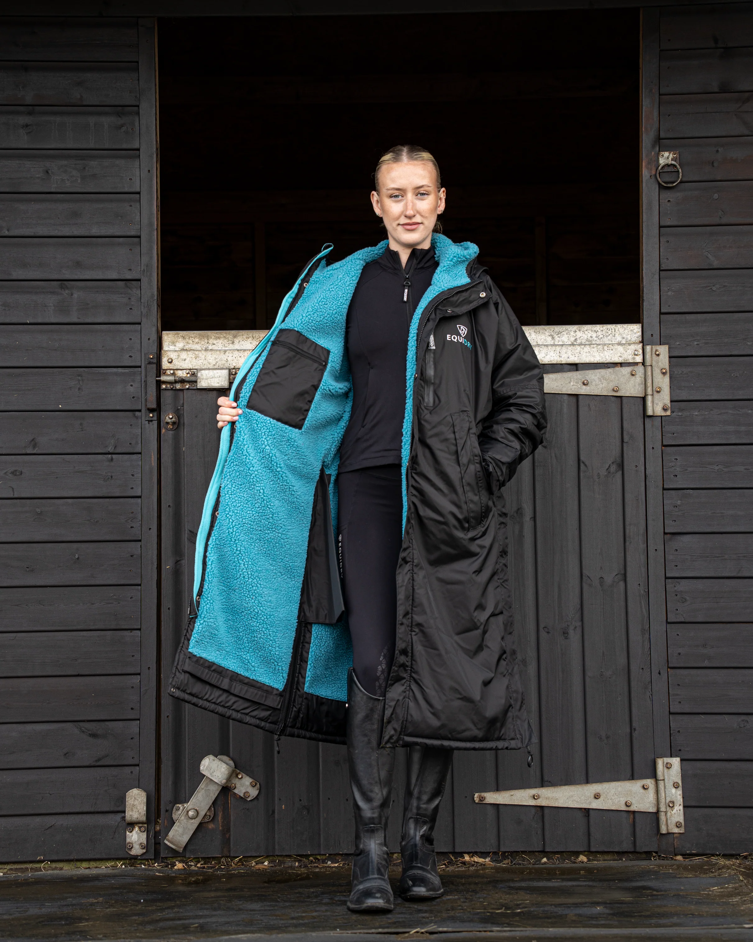 Evolution Women's | Thick Fleece | Black/Turquoise - Image 3