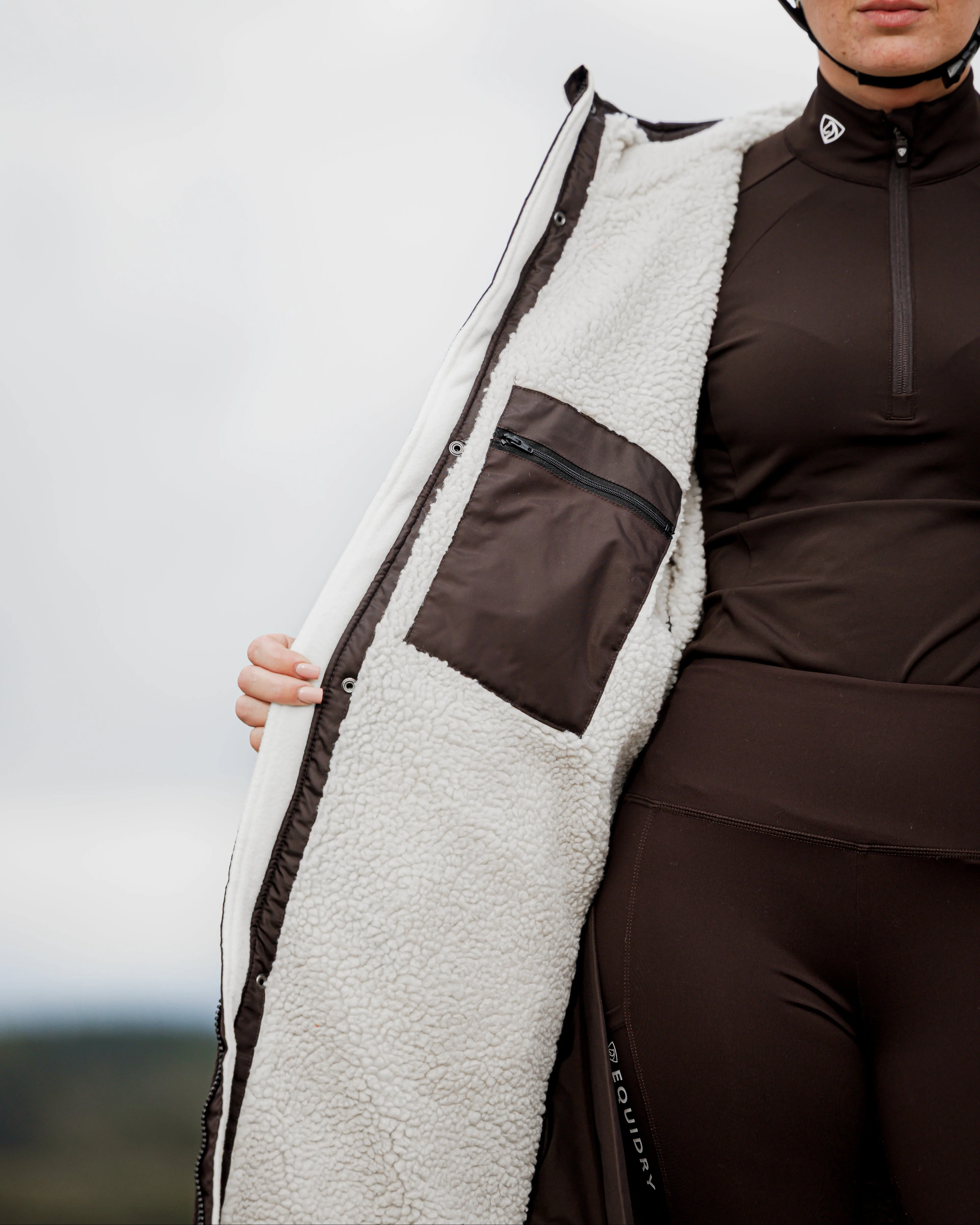 Evolution Women's | Thick Fleece | Rich Brown - Image 9